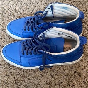 Used men del toro sneakers